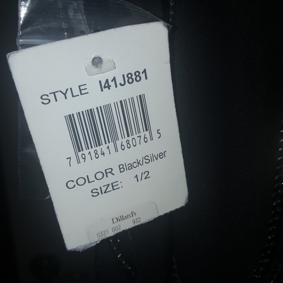 NWT! Silver Sequin LBD 4 NYE! - Picture 7 of 8