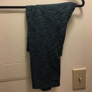 Workout capris