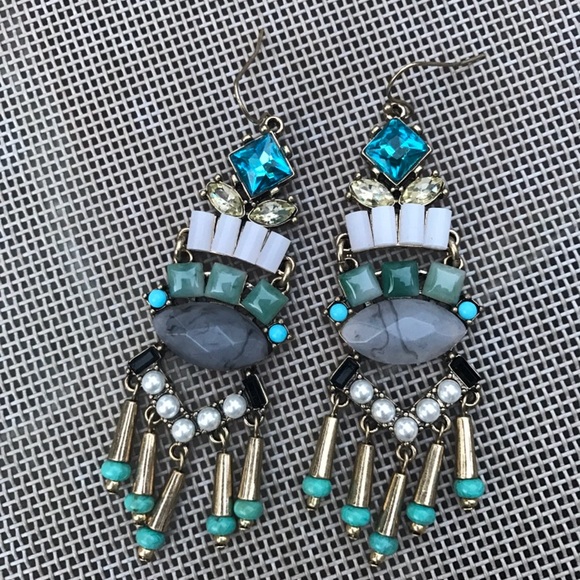 💓NEW💓 Gorgeous Beaded Dangle Statement Earrings - Picture 3 of 4