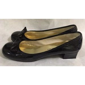 Marc by Marc Jacobs black patent heels