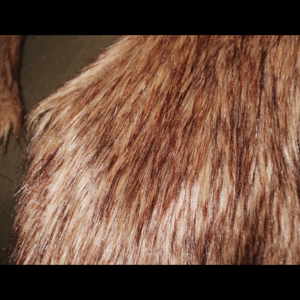 Brown faux fur vest - Picture 4 of 4