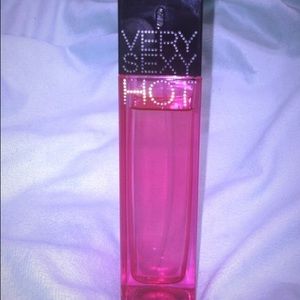 Victoria's Secret Very Sexy Hot  3.4 Spray