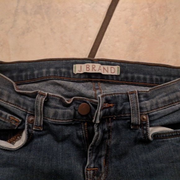 J Brand Babe Flare Jeans in Tawny. Size 25. - Picture 6 of 6