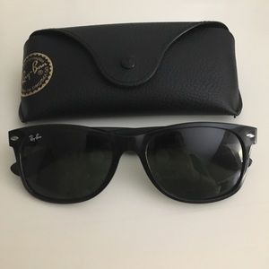 ray ban wayfarers