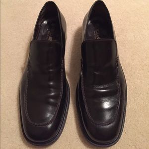 Giorgio Armani brown leather shoes. Size 11