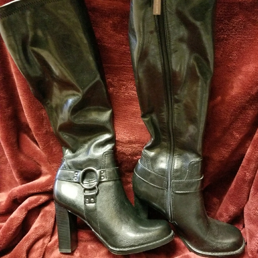 Women's Black Pleather Boots