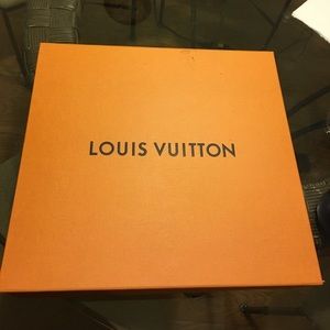 Louis Vuitton box medium