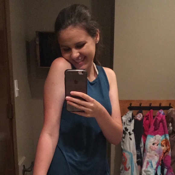 Meet your Posher, Jillian - Picture 1 of 1