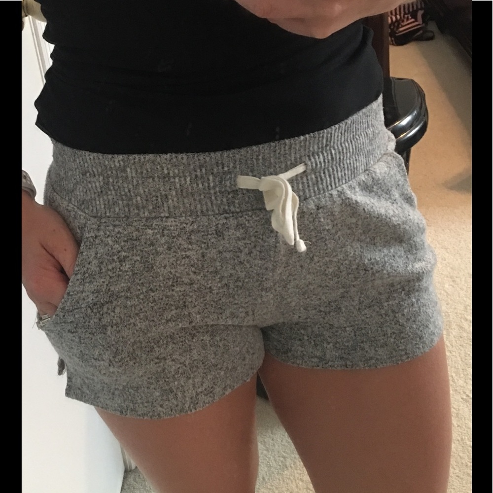 Express Shorts. Comfy lounge
