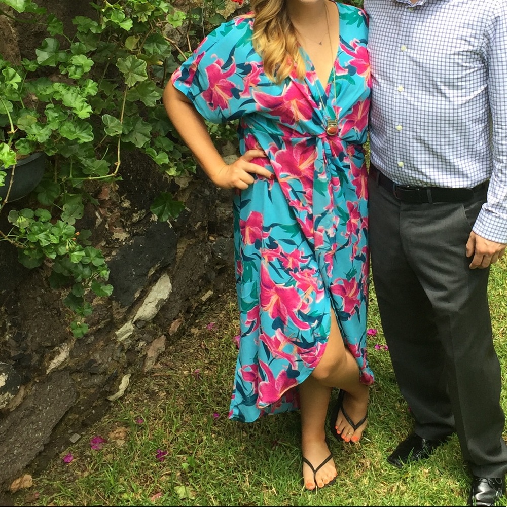 Get Twisted Maxi Dress- Sea Lilies