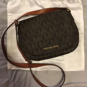 Micheal Kors Cross Body Bag