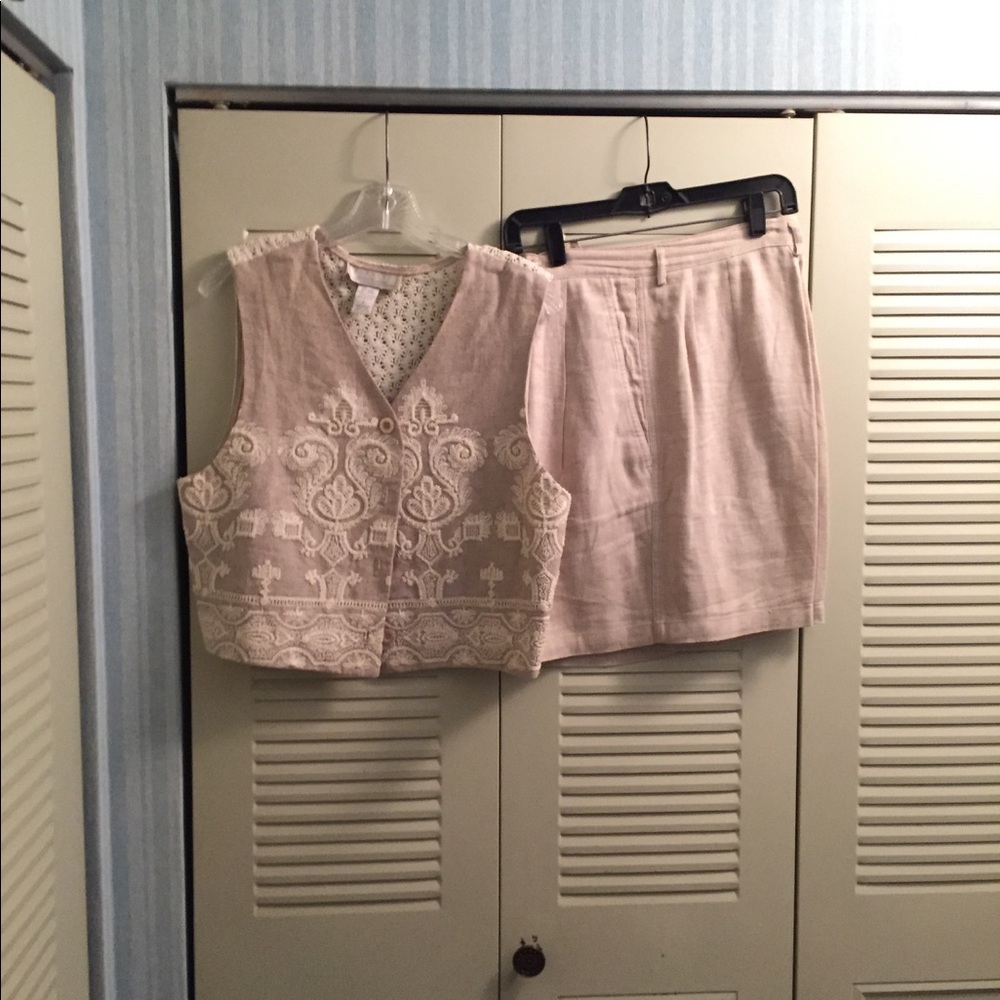 Express Tan Crotchet back vest & tan shorts