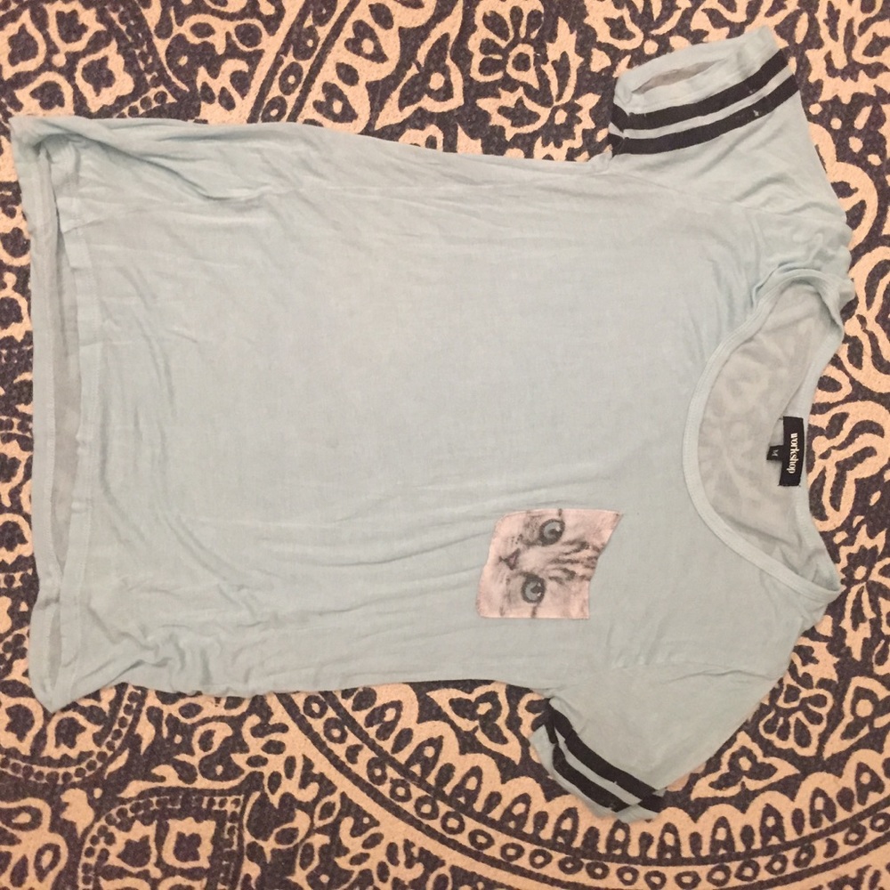 Cat pocket tee.