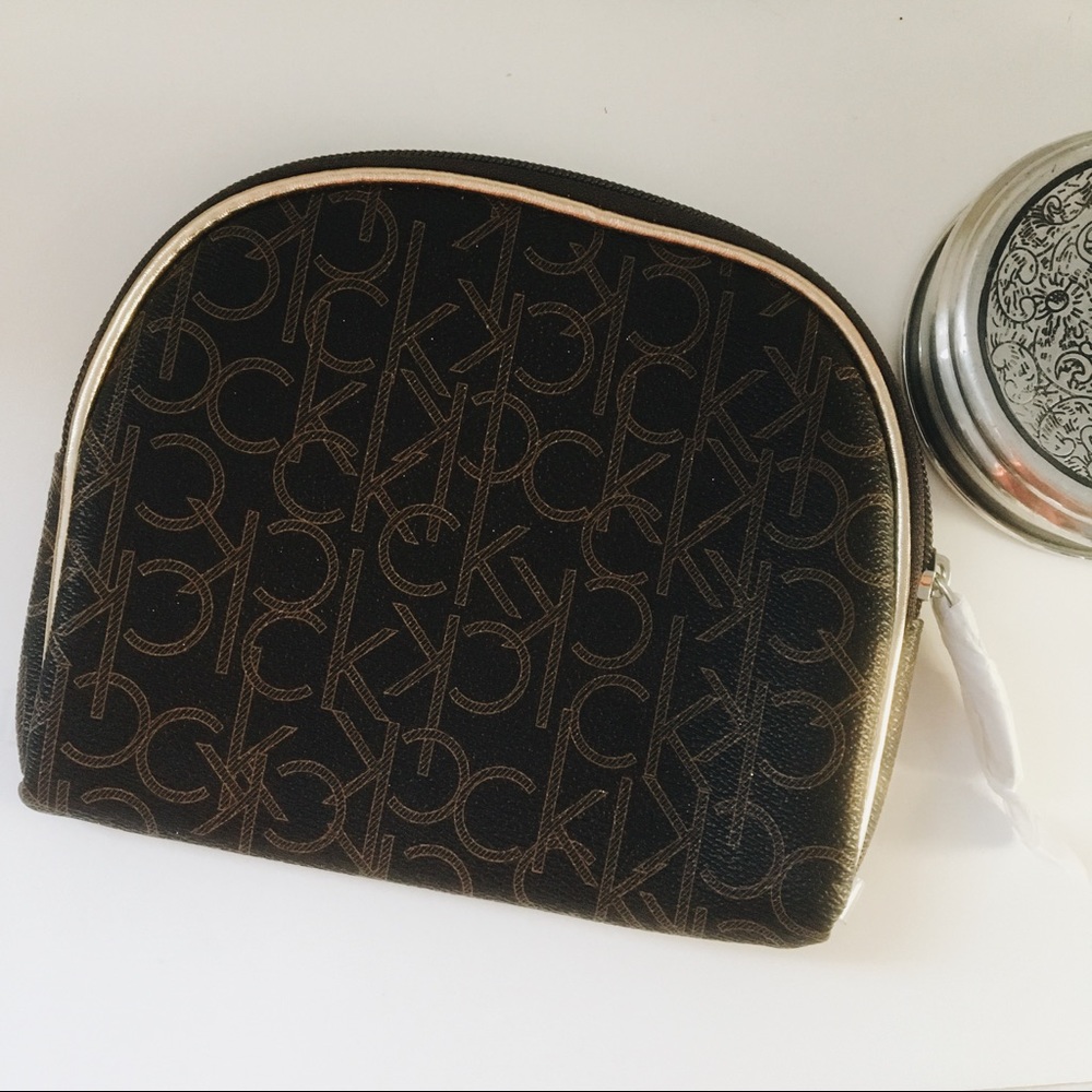 NEW CALVIN KLEIN wallet/makeup bag/clutch