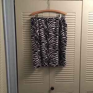 Style & Co Zebra print back zip NWT