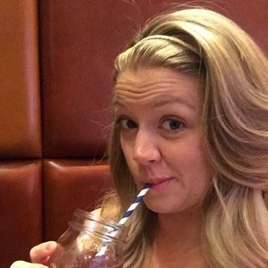 Meet your Posher, Annie