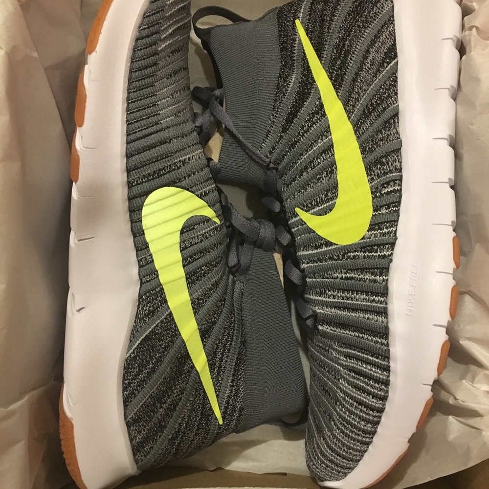 Brand New NIKE FREE TRAIN FORCE FLYKNIT