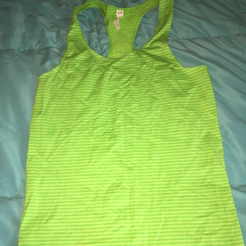 UA tank top