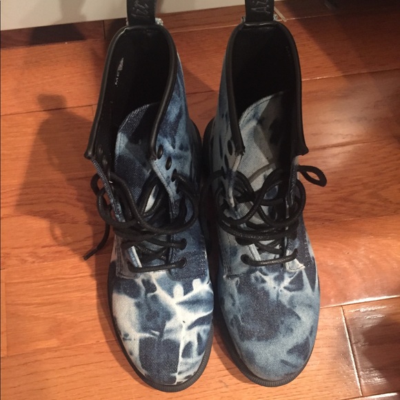 Doc Martens Tie-Dye Boots - Picture 3 of 6