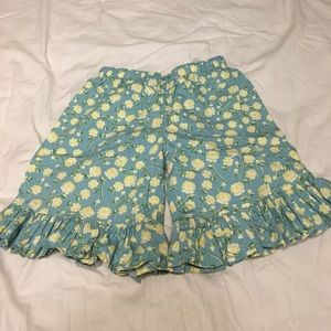 Persnickety shorts
