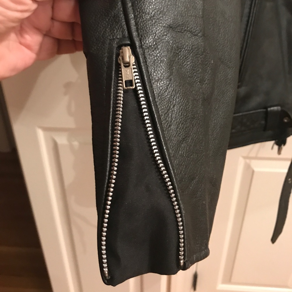 Motorcycle jacket - Picture 4 of 8