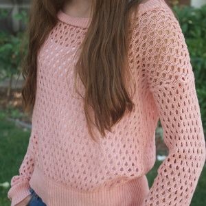 Delia's Summer Sweater in Blush