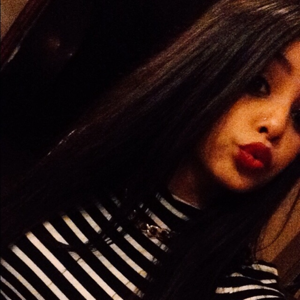 Meet your Posher, Megan