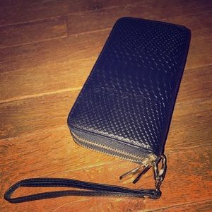 Heshe® Women's Crocodile Purse Organizer Wallet