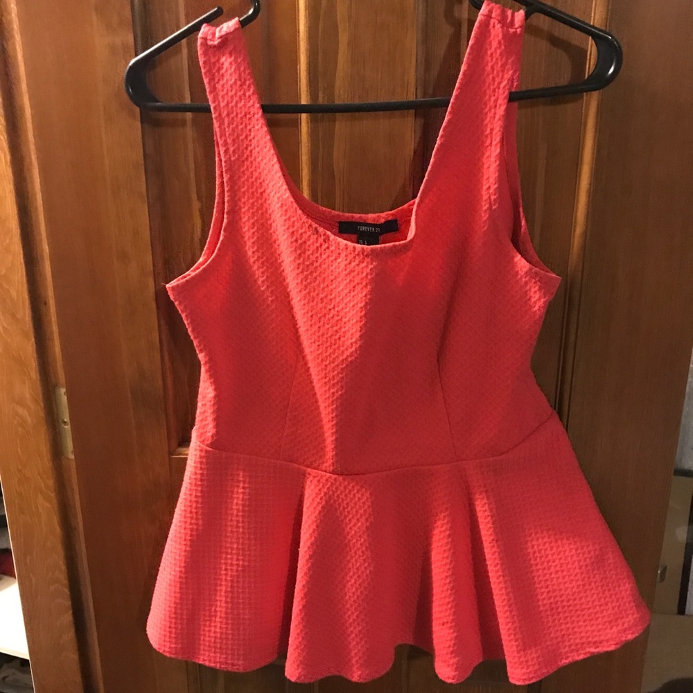 Pink/red blouse