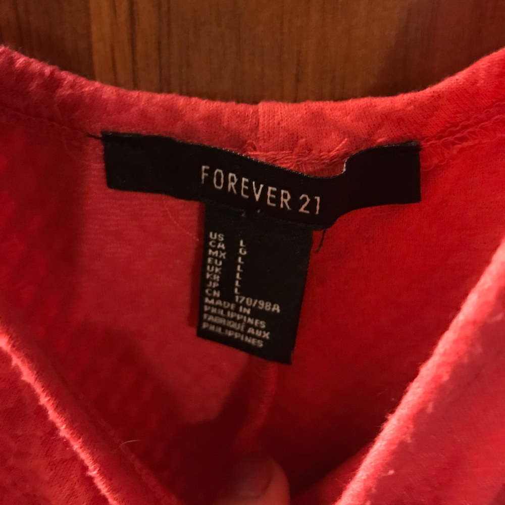 Pink/red blouse - Picture 2 of 2