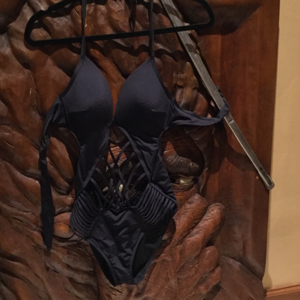 Black strapping one piece