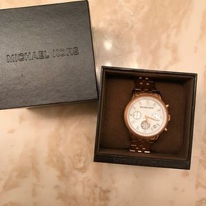 Micheal Kors Rose Gold Watch