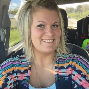 Meet your Posher, Brooke