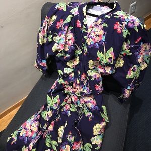 Modern mum hospital robe