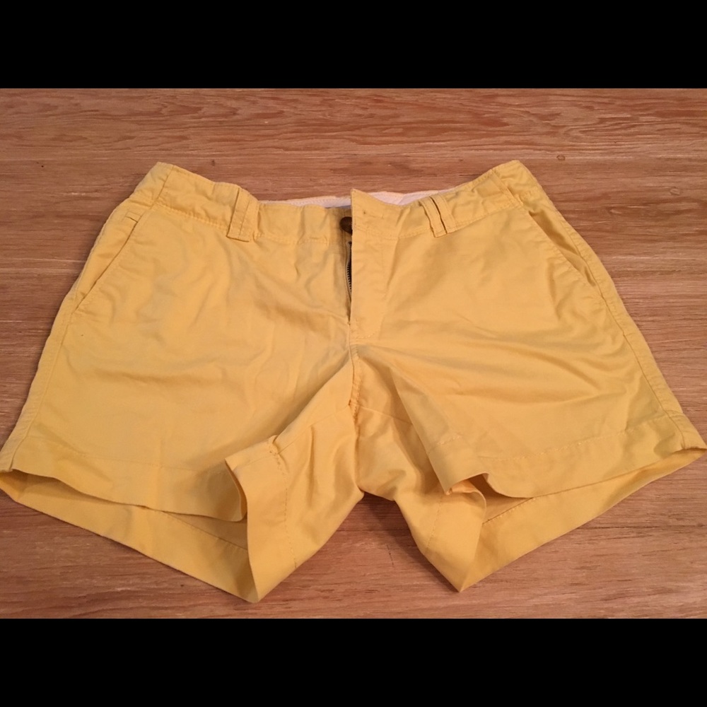 Old navy mid-rise shorts