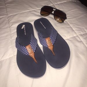 Tommy Hilfiger sandals👣