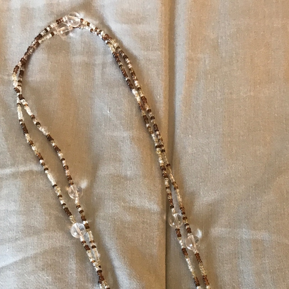 Beaded necklace.... like new!!!