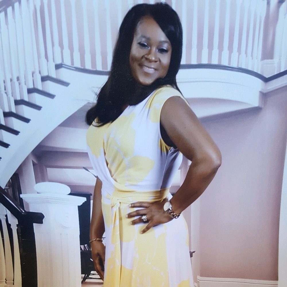 Meet your Posher, Leona