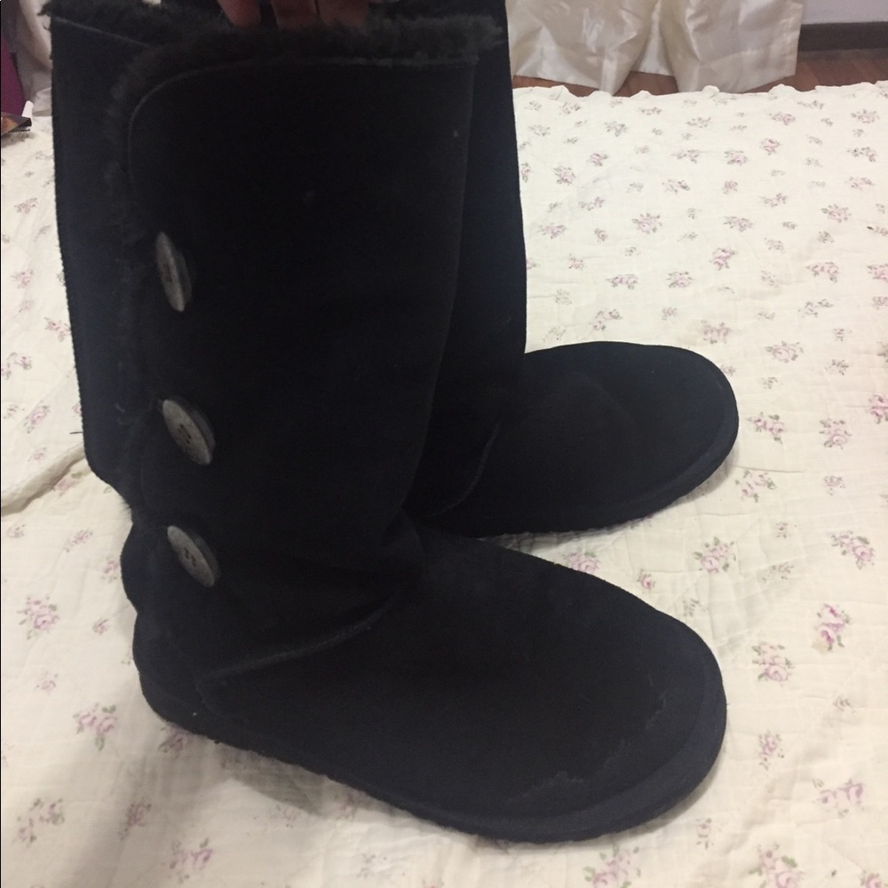 Bailey Button Triplet Uggs