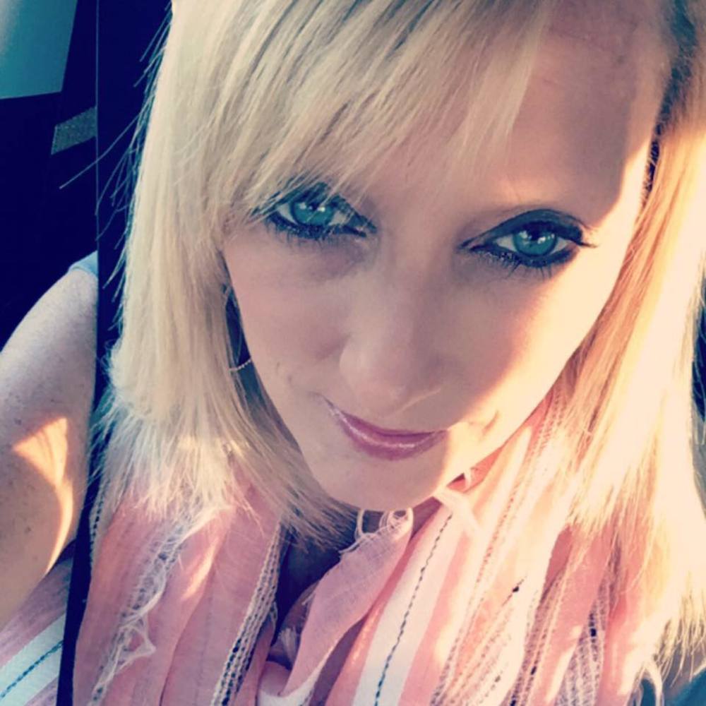 Meet your Posher, Christina