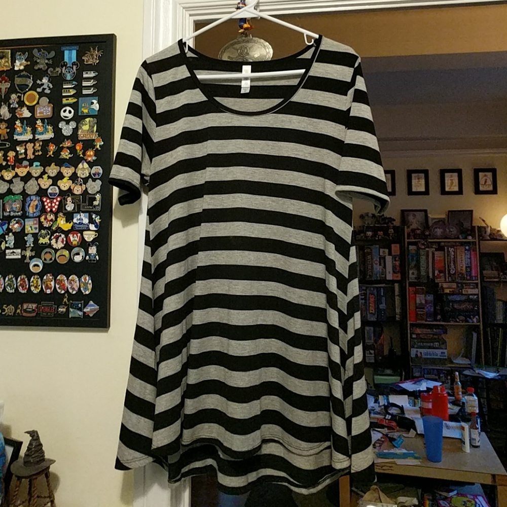 LuLaRoe Perfect T Size M Grey/Black Stripes Great!