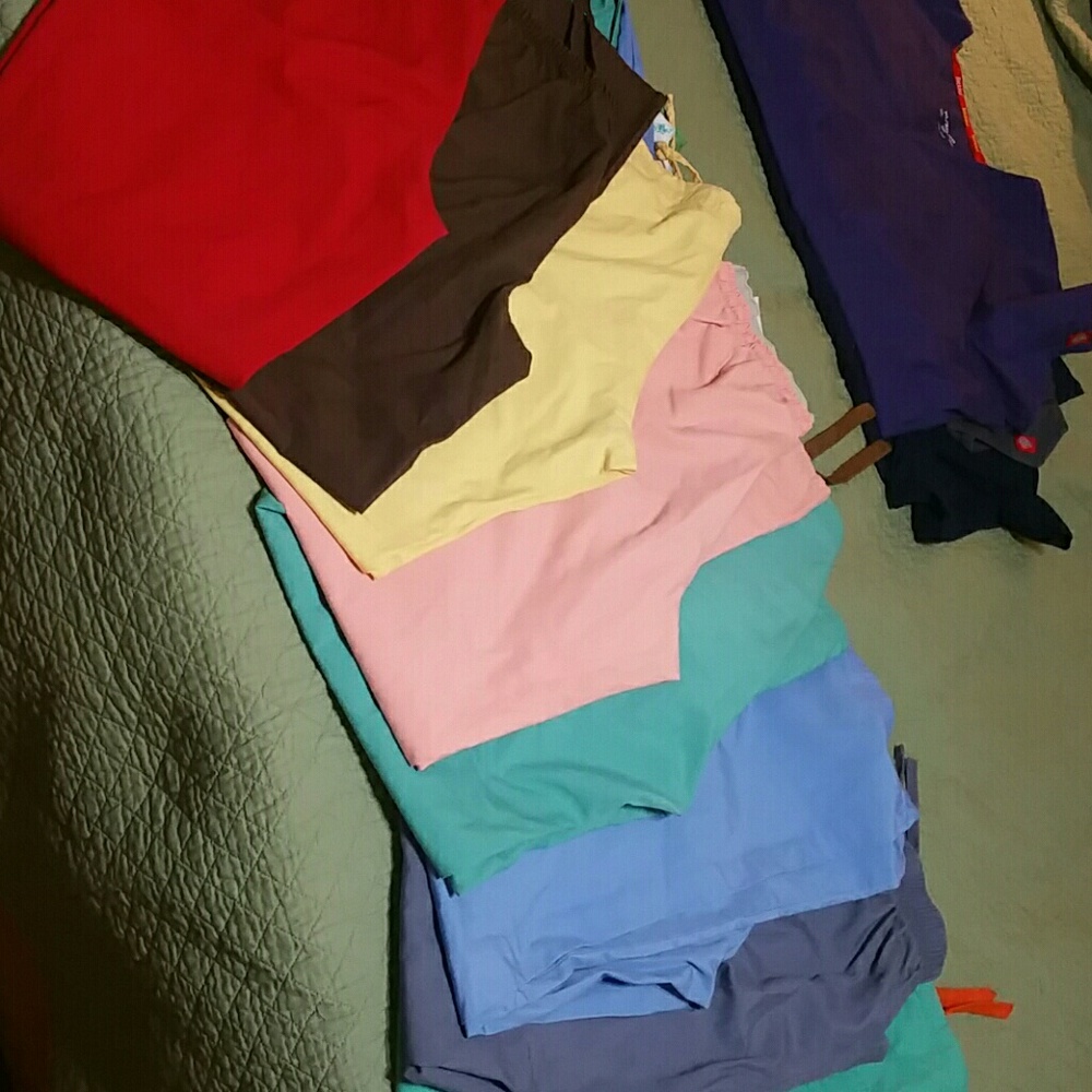 GONE TO CHARITY   💕Scrubs, Pants