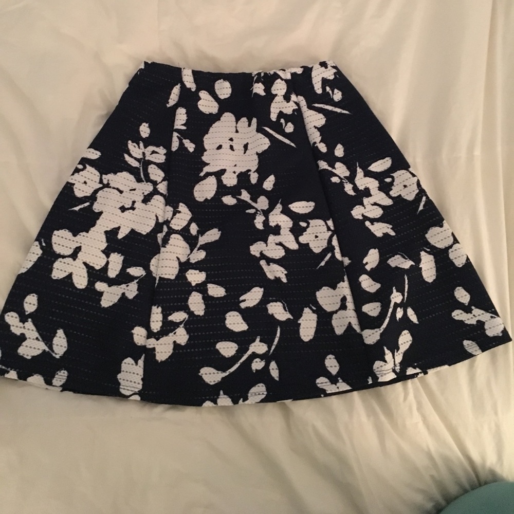 Floral patterned skirt