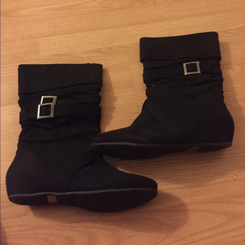Black suede boots