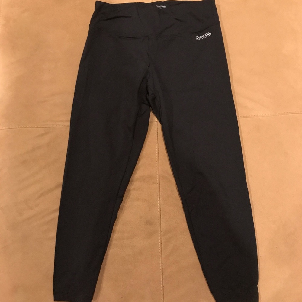 Calvin Klein Crops
