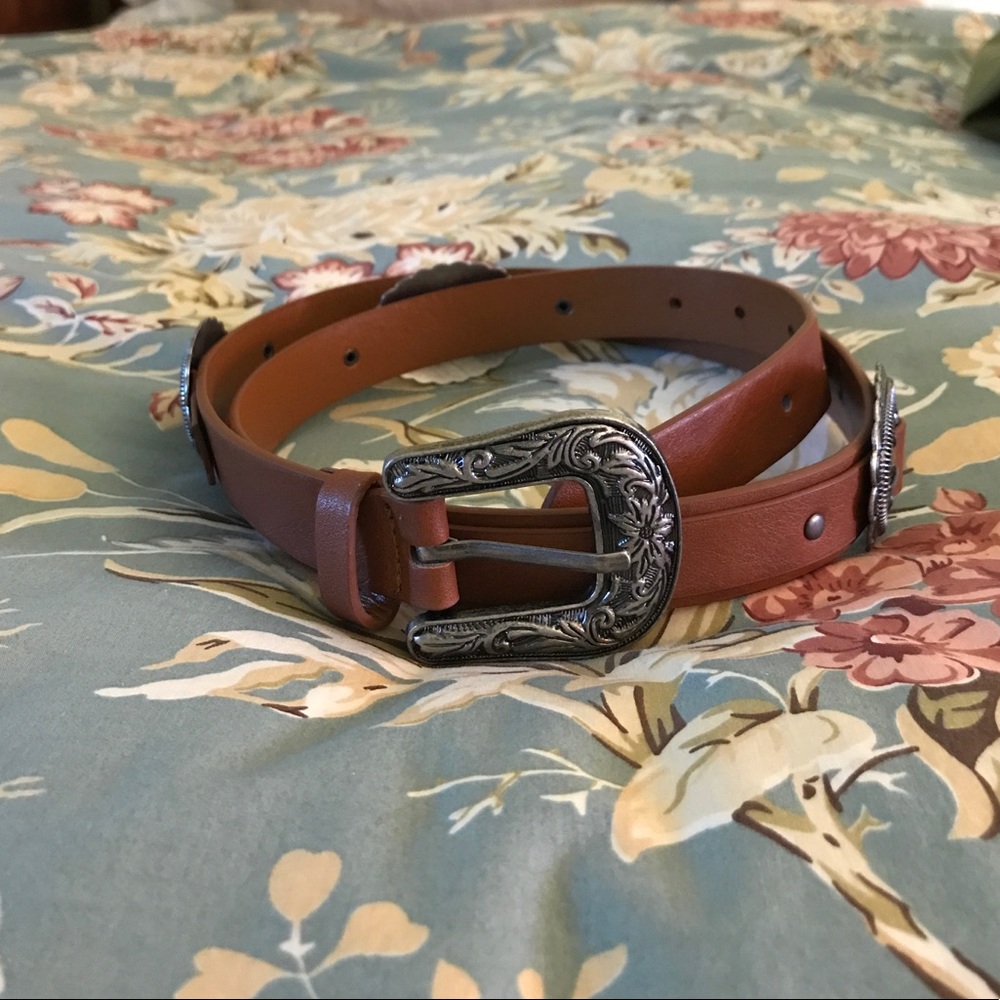 Brown western belt
