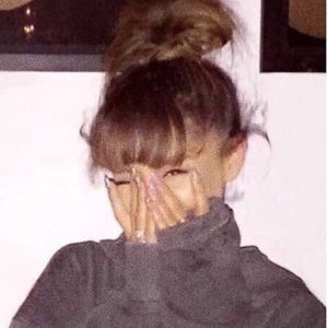 Meet your Posher, Ella