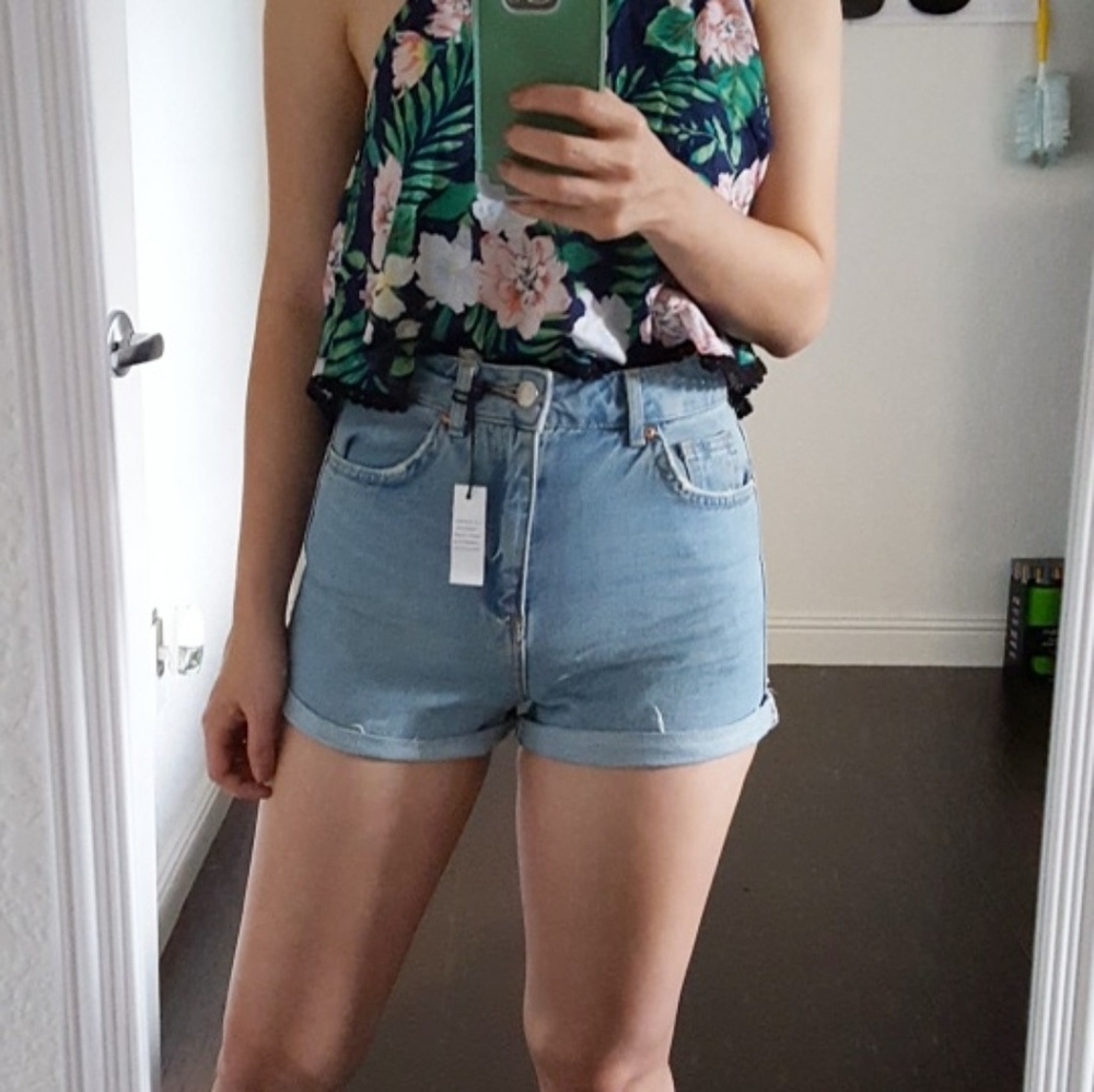 Topshop girlfriend jean shorts