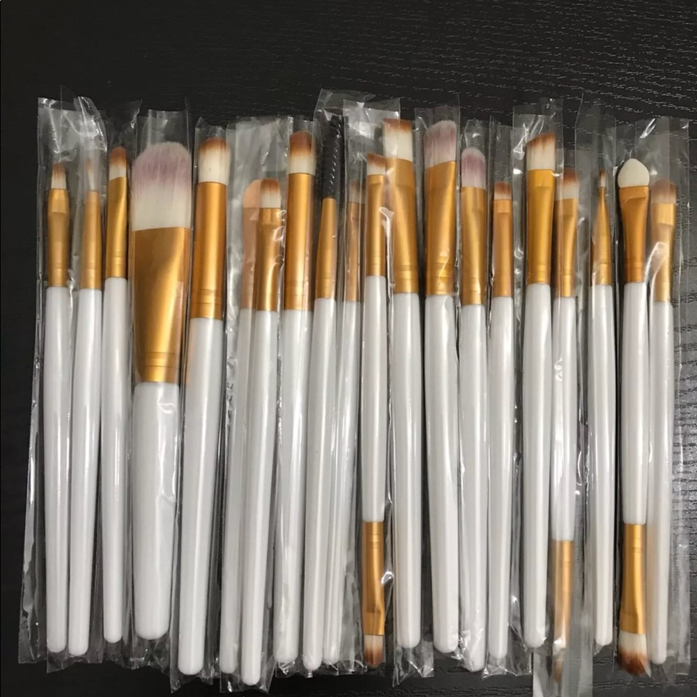 🌹🌹New 20pcs Makeup Brushes Set