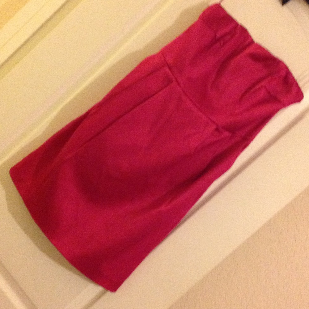Express Fuchsia strapless cocktail dress